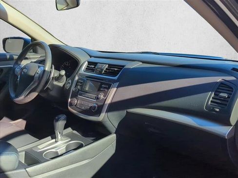Used 2017 Nissan Altima 2.5 SR image 25