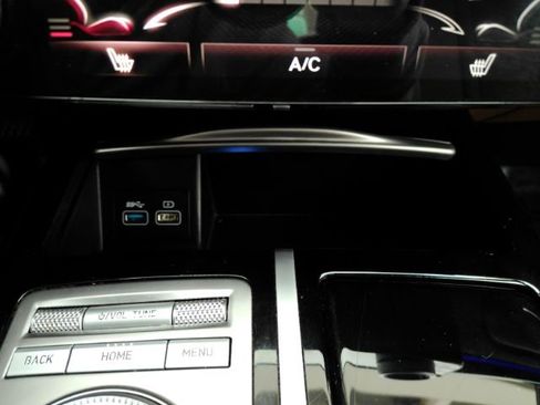 Used 2021 Genesis G80 2.5T image 42