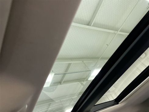 Used 2023 MAZDA CX-50 AWD 2.5 Turbo w/ Premium Pkg image 18