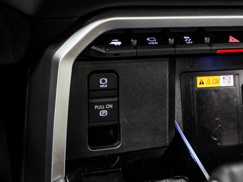 Used 2024 Toyota Sequoia Platinum image 29