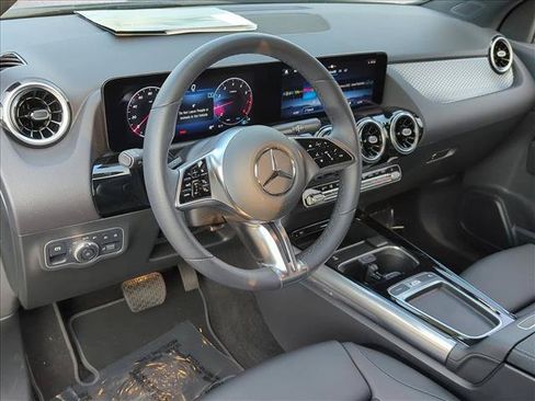 Certified 2026 Mercedes-Benz GLA 250 image 10