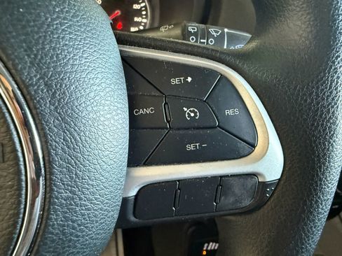 Used 2020 Jeep Renegade Sport AWD/4WD image 21