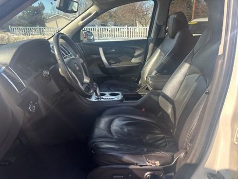Used 2010 GMC Acadia SLT image 11