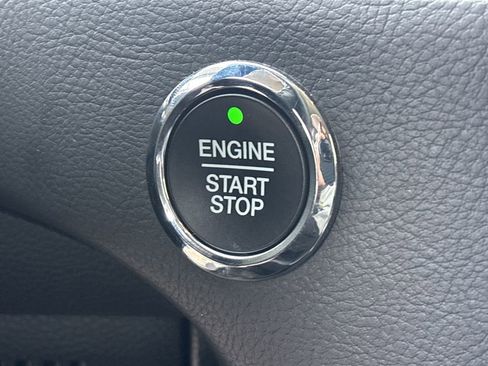 Used 2022 Ford Edge Titanium w/ Equipment Group 301A image 32