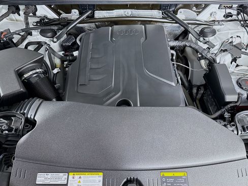 Certified 2025 Audi Q5 2.0T Premium Plus w/ Premium Plus image 31