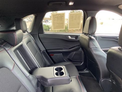 Used 2025 Ford Escape ST-Line image 20