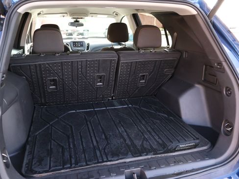 Used 2023 Chevrolet Equinox LT image 21