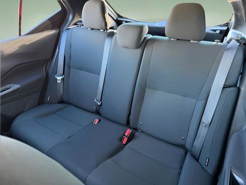 Certified 2025 Nissan Kicks Play S image 20