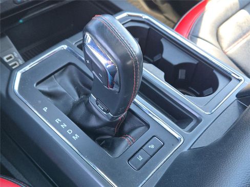 Used 2019 Ford F150 Lariat w/ Equipment Group 502A Luxury AWD/4WD image 30