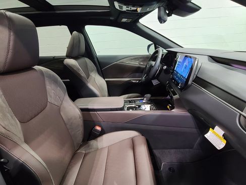 Used 2026 Lexus RX 350 AWD w/ Convenience Package image 42