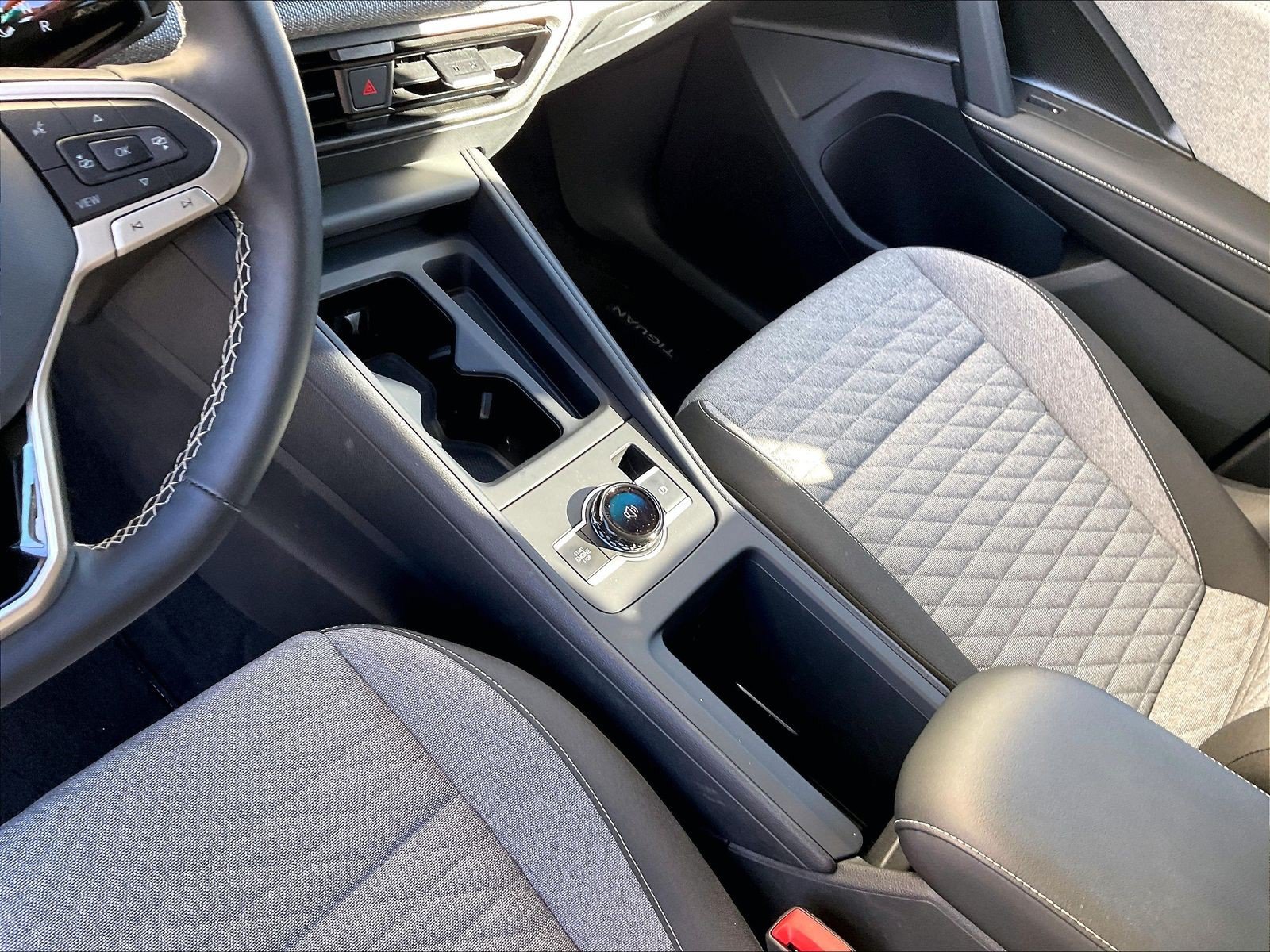 Certified 2025 Volkswagen Tiguan S FWD image 16