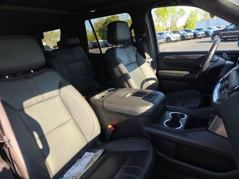 Used 2022 Chevrolet Tahoe RST w/ Sport Performance Package AWD/4WD image 23