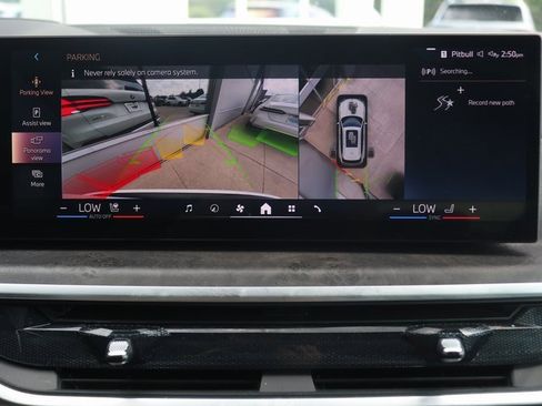 Used 2025 BMW X5 xDrive40i image 12