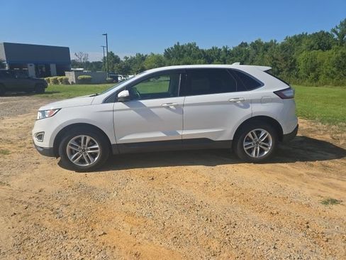 Used 2015 Ford Edge SEL w/ Equipment Group 201A FWD image 4