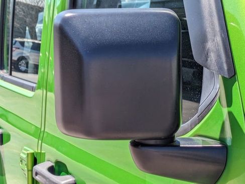 Used 2018 Jeep Wrangler Unlimited Sport image 13