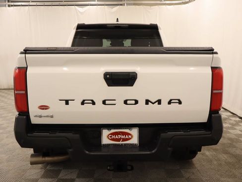 Used 2024 Toyota Tacoma SR w/ SR Upgrade Package AWD/4WD image 5