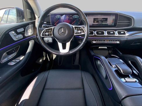 Used 2020 Mercedes-Benz GLS 450 4MATIC image 6