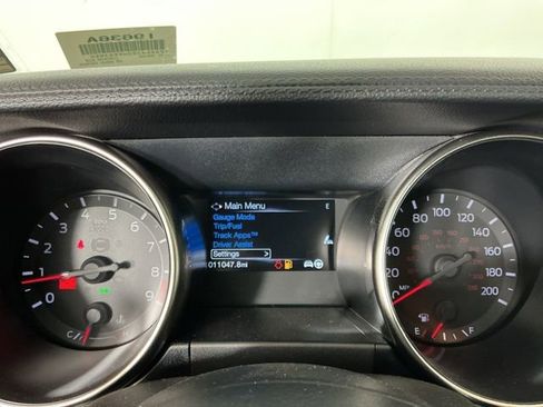 Used 2017 Ford Mustang Shelby GT350 w/ Electronics Package RWD image 17