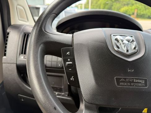 Used 2019 RAM ProMaster 2500 FWD image 9