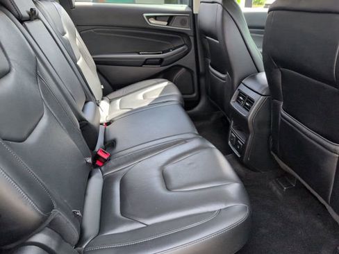Used 2019 Ford Edge Titanium w/ Cold Weather Package AWD/4WD image 26