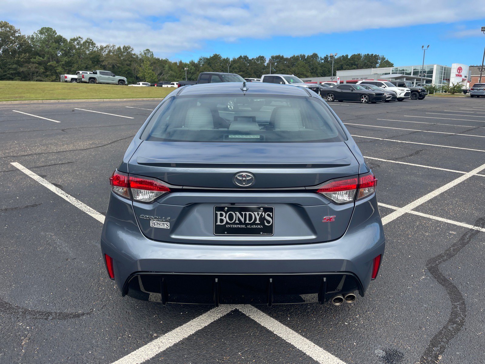 Used 2024 Toyota Corolla SE FWD image 15