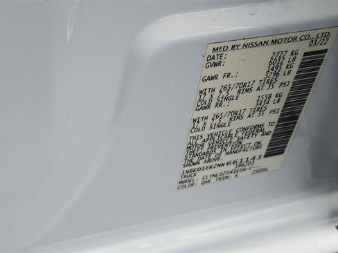 Used 2022 Nissan Frontier PRO-4X image 26