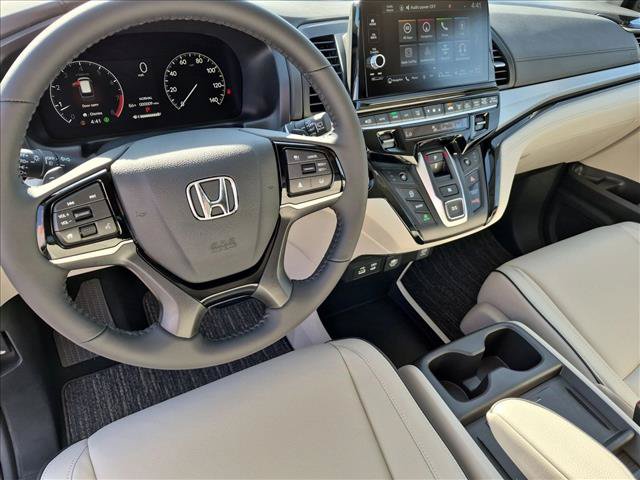 New 2027 Honda Odyssey Touring image 3