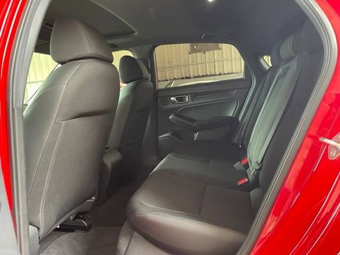 Used 2025 Honda Civic Sport image 25