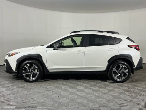 Used 2024 Subaru Crosstrek 2.0i Premium AWD/4WD image 9