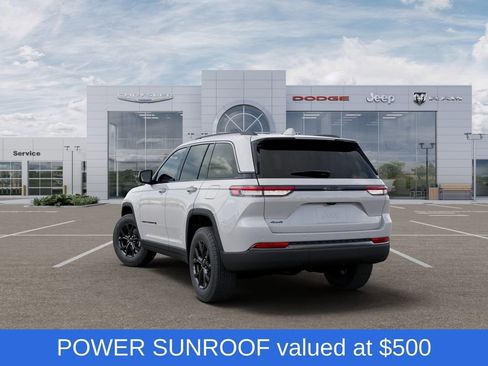 New 2026 Jeep Grand Cherokee Altitude image 3