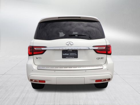 Used 2019 INFINITI QX80 Luxe w/ Proactive Package AWD/4WD image 6