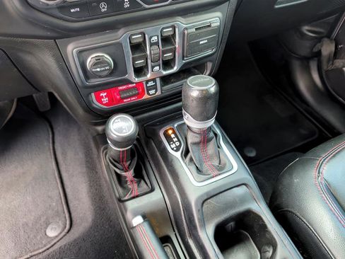 Used 2021 Jeep Gladiator Rubicon image 26