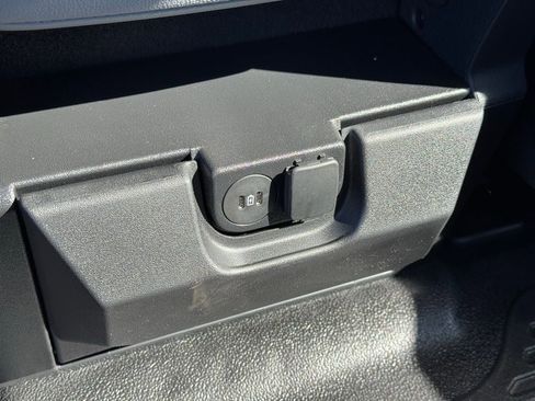 New 2026 Ford F250 XL w/ XL Chrome Package image 8