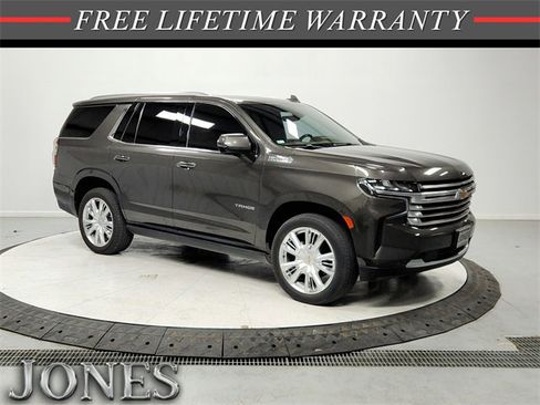 Used 2021 Chevrolet Tahoe High Country w/ Premium Package image 1