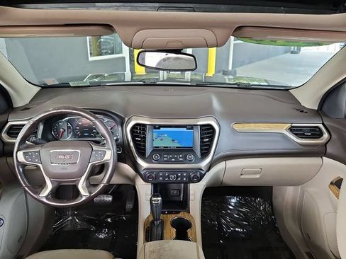 Used 2019 GMC Acadia Denali w/ Technology Package FWD image 25