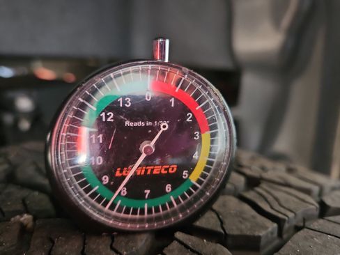 Used 2025 Toyota Tacoma TRD Off-Road image 27