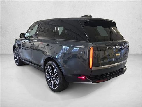 New 2026 Land Rover Range Rover SE image 7
