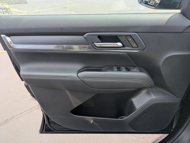 New 2027 GMC Terrain Elevation w/ LPO, Floor Liner Package AWD/4WD image 11