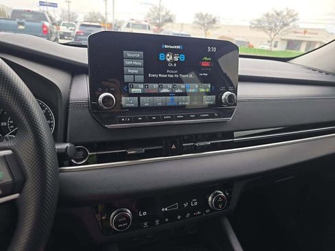Used 2022 Mitsubishi Outlander SE AWD/4WD image 7