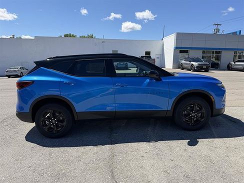 New 2026 Chevrolet Blazer LT w/ Convenience Package AWD/4WD image 7