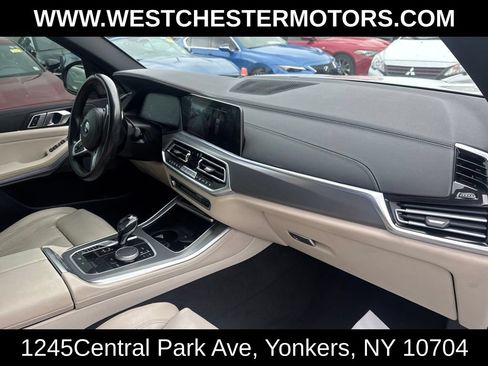 Used 2020 BMW X5 M50i w/ Premium Package AWD/4WD image 14