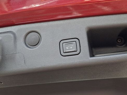 Used 2023 Chevrolet Equinox RS image 27