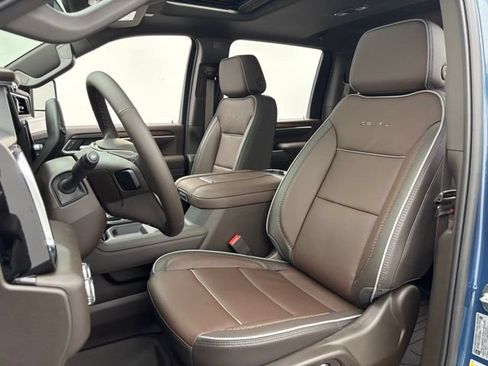New 2026 GMC Sierra 2500 Denali w/ Denali Reserve Package AWD/4WD image 21