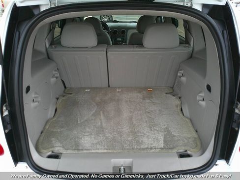 Used 2006 Chevrolet HHR LT image 9