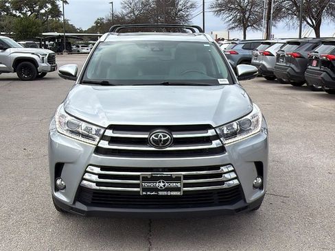 Used 2018 Toyota Highlander Limited Platinum image 10