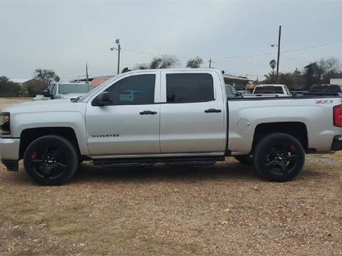 Certified 2017 Chevrolet Silverado 1500 LTZ Z71 w/ Redline Edition image 5
