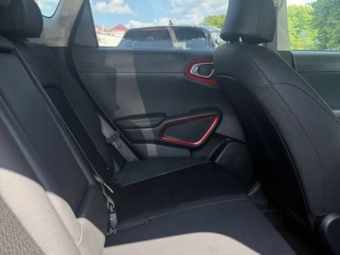 Used 2025 Kia Soul GT-Line w/ GT-Line Technology Package FWD image 10