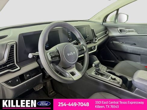 Used 2024 Kia Sportage LX FWD image 10