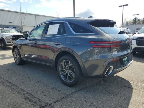 Used 2022 Genesis GV70 2.5T w/ Select Package image 4