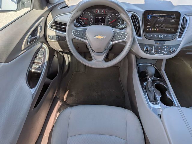 Used 2025 Chevrolet Malibu LT FWD image 17